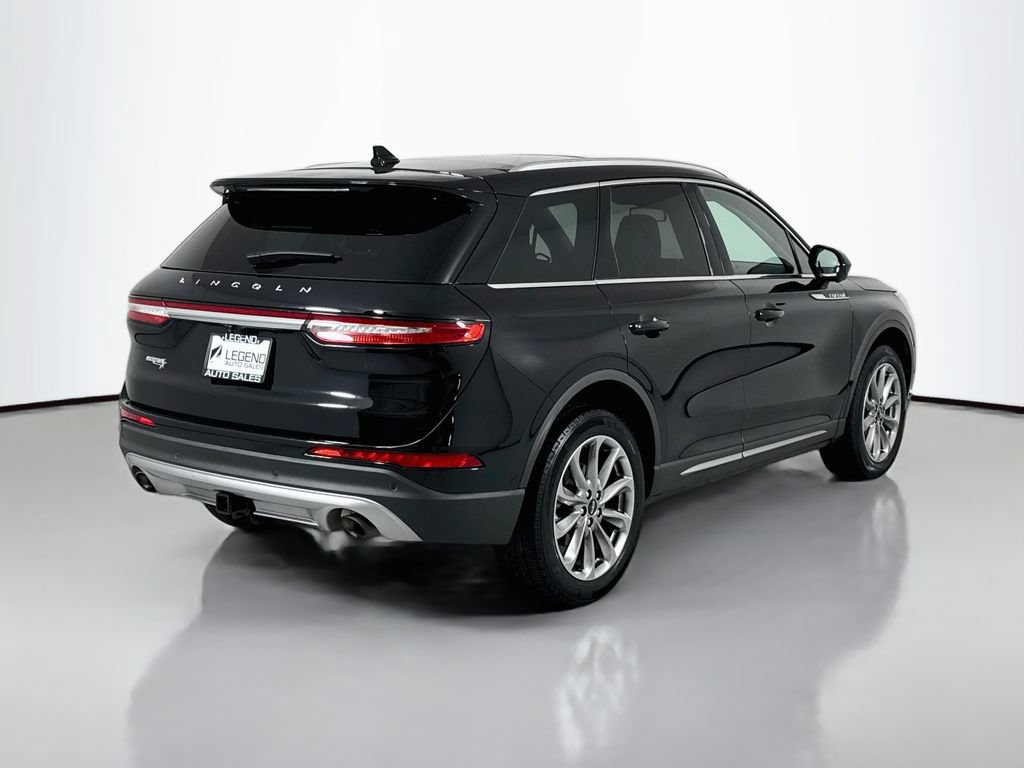 Used 2022 Lincoln Corsair AWD w/ Premium Package image 5