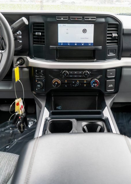 Used 2023 Ford F250 XLT AWD/4WD image 13
