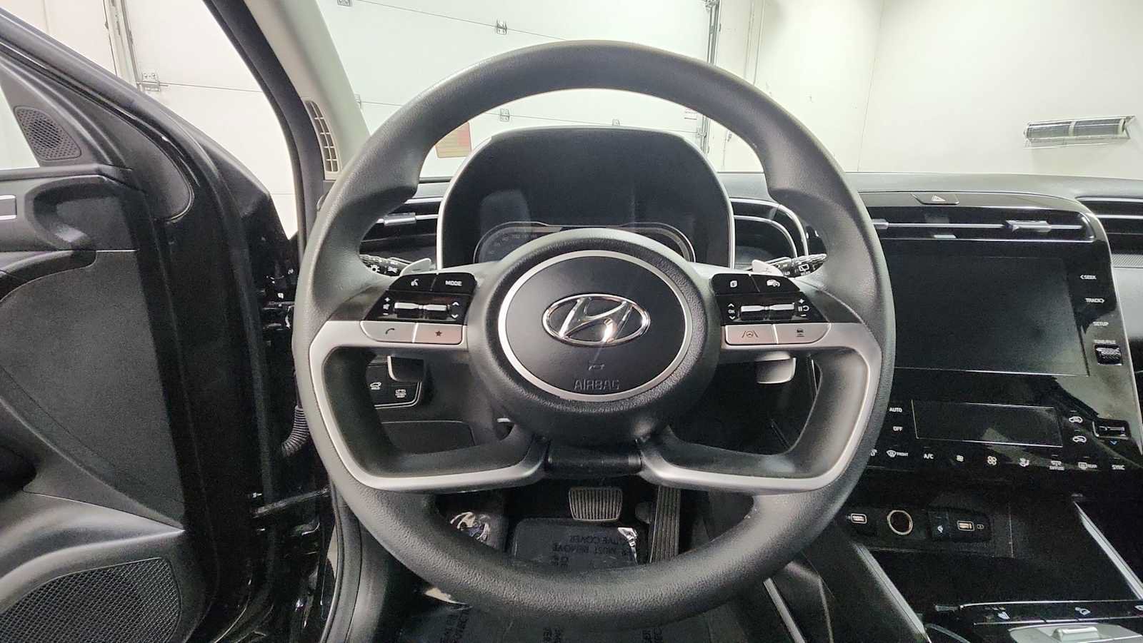 Used 2023 Hyundai Tucson Blue AWD/4WD image 16