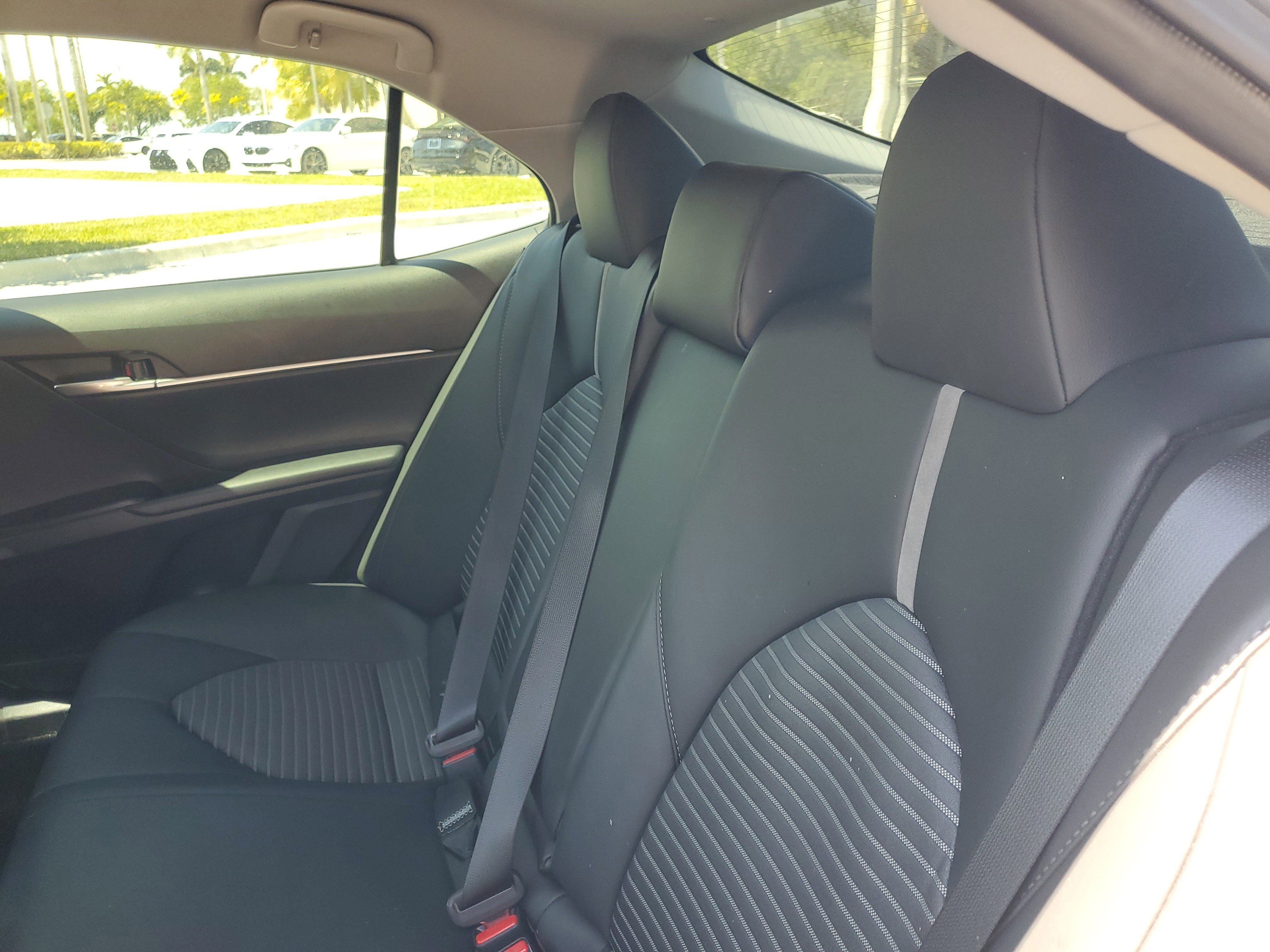 Used 2024 Toyota Camry SE FWD image 13