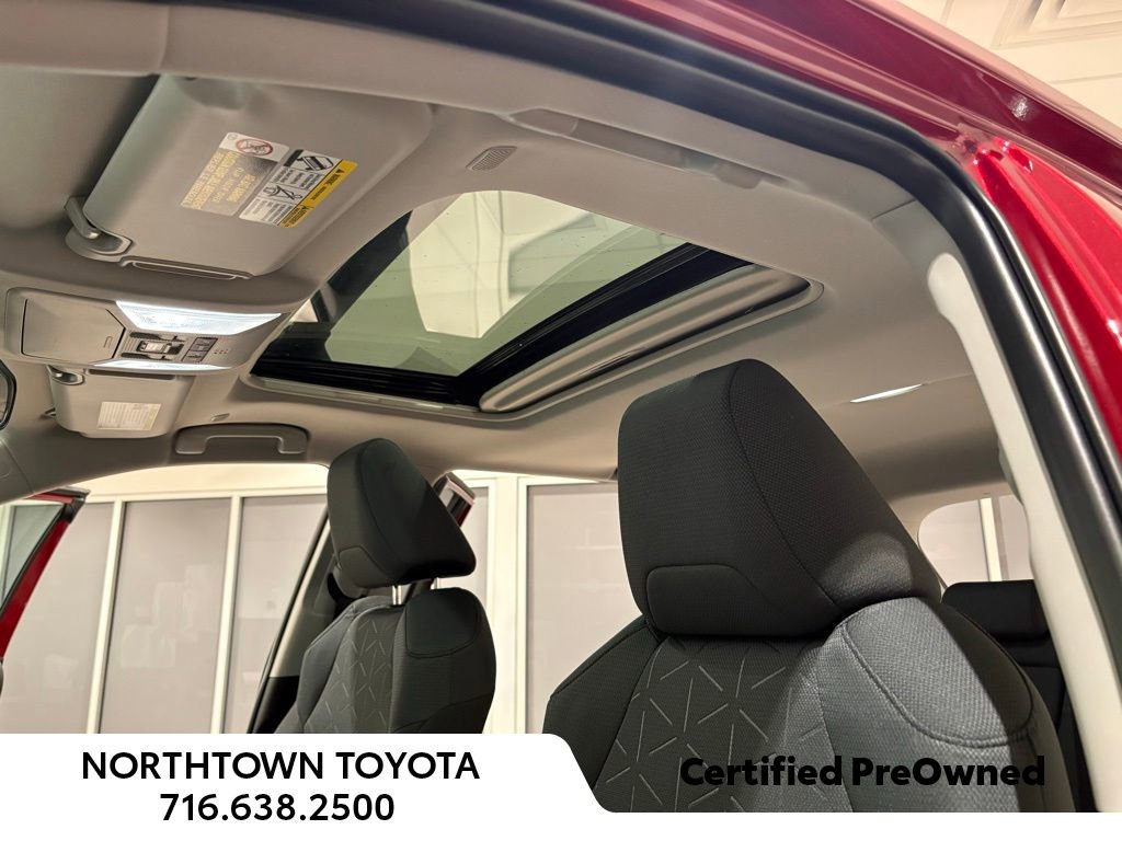 Used 2025 Toyota RAV4 XLE w/ Convenience Package image 16