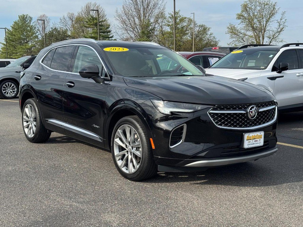 Used 2023 Buick Envision Avenir image 2