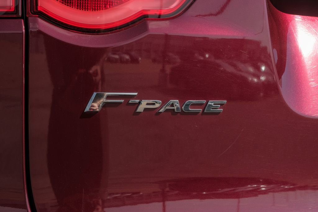 Used 2017 Jaguar F-PACE S image 58