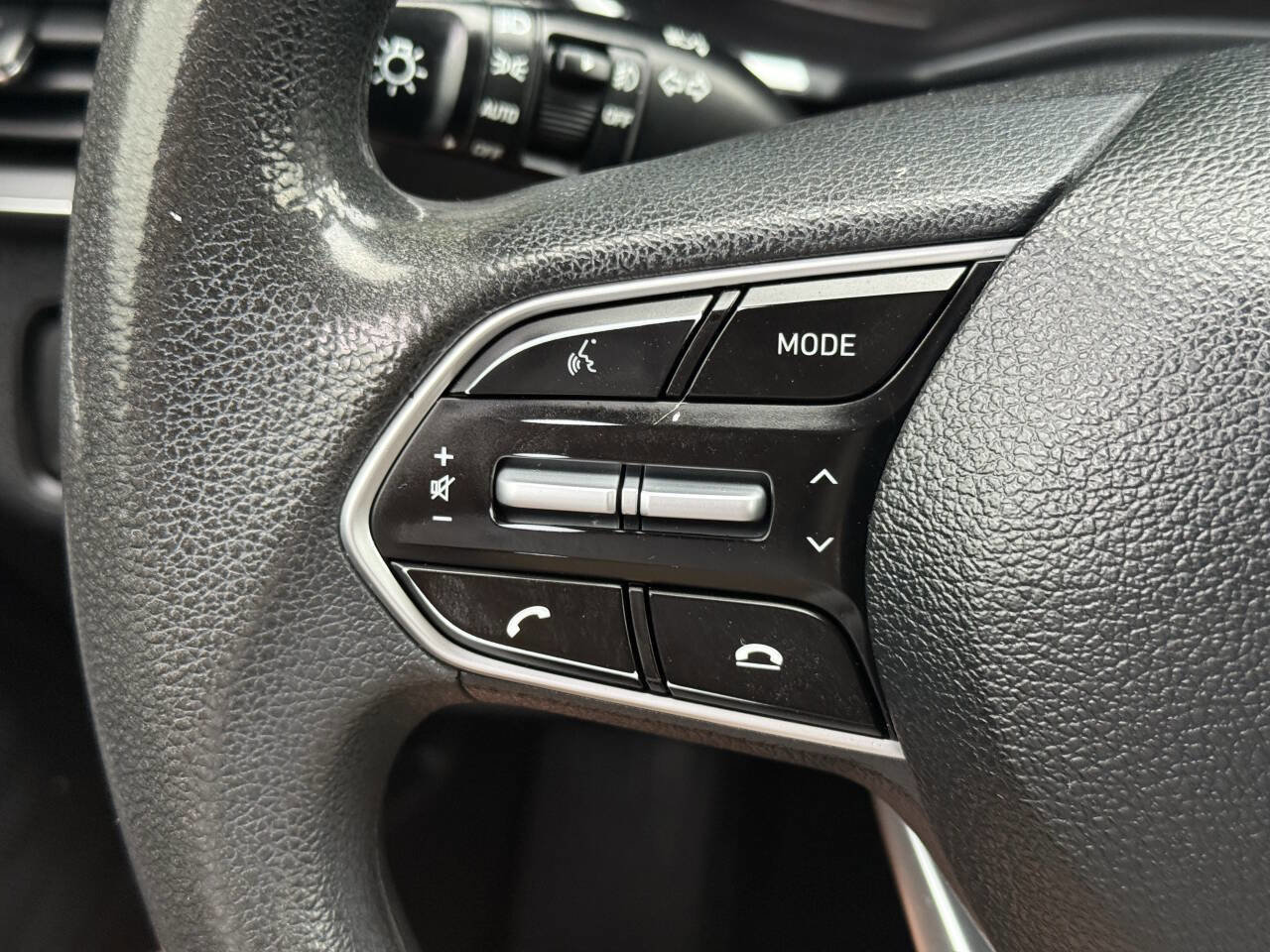 Used 2019 Hyundai Santa Fe SEL FWD image 20