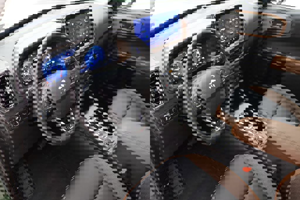 Used 2025 Ford Bronco Sport Outer Banks w/ Outer Banks Tech Package+ image 13