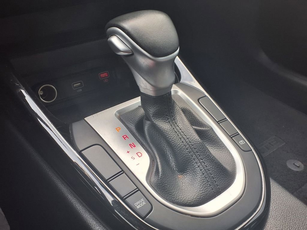 Certified 2024 Kia Forte GT-Line FWD image 7