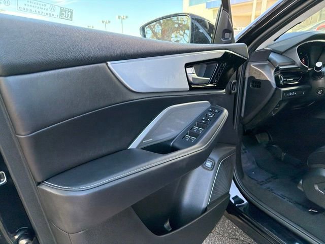 Certified 2026 Acura MDX SH-AWD w/ Technology Package image 8