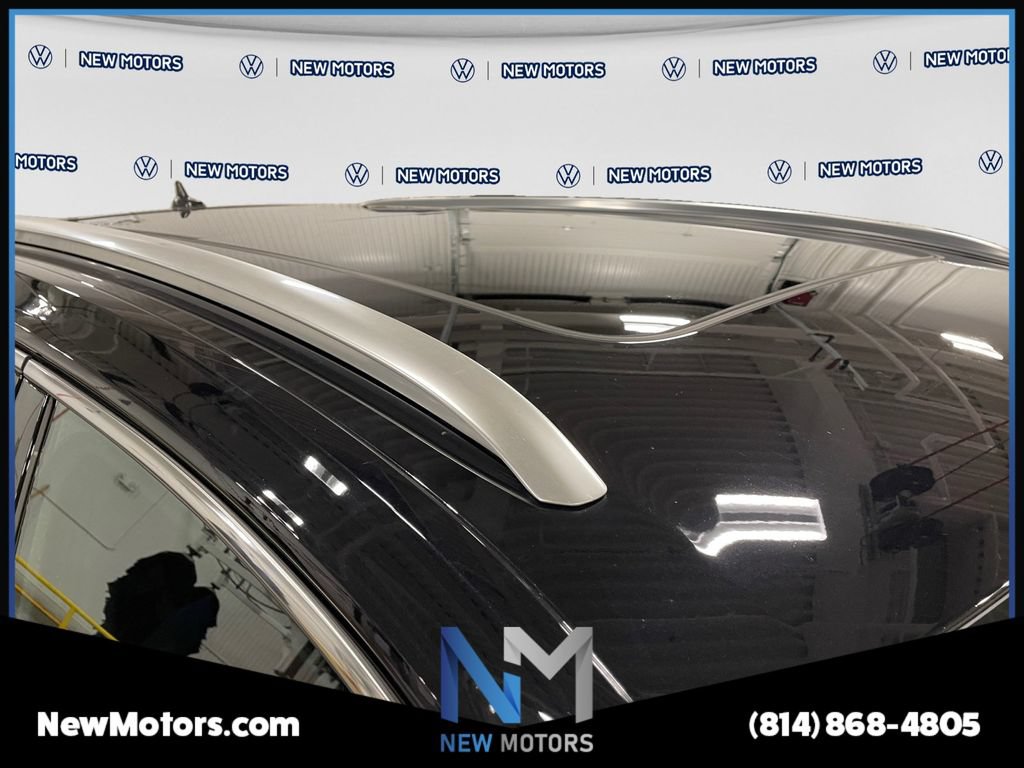 Used 2023 Volkswagen Atlas Cross Sport SEL Premium R-Line AWD/4WD image 16