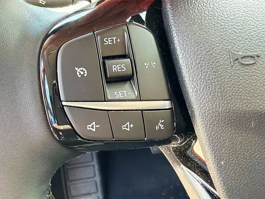 Used 2024 Ford Escape Active AWD/4WD image 12