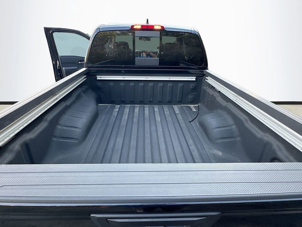 Used 2025 Nissan Frontier SV w/ SV Convenience Package image 24