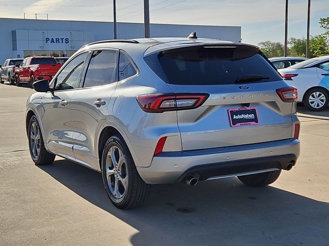Used 2023 Ford Escape ST-Line w/ Tech Pack #1 FWD image 8