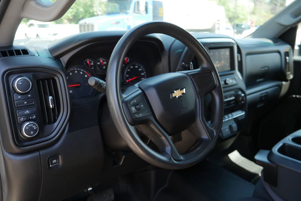 Used 2021 Chevrolet Silverado 2500 Custom w/ Custom Convenience Package AWD/4WD image 10