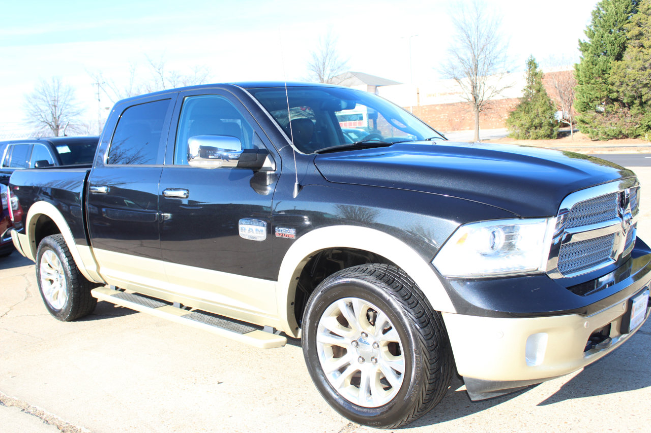 Used 2015 RAM 1500 Laramie Longhorn w/ Convenience Group image 11