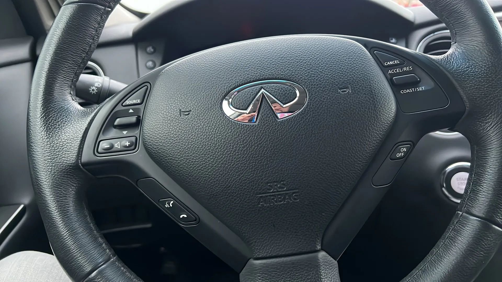 Used 2012 INFINITI EX35 Journey image 23