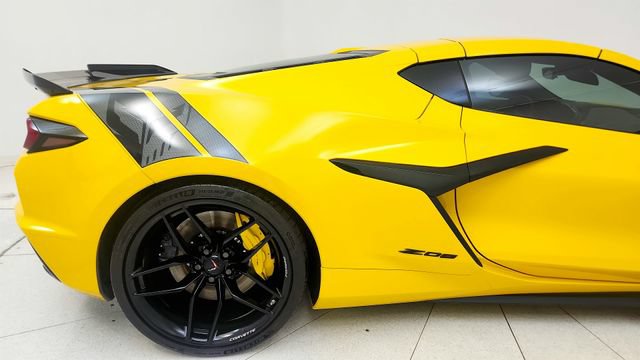 Used 2026 Chevrolet Corvette Z06 RWD image 30