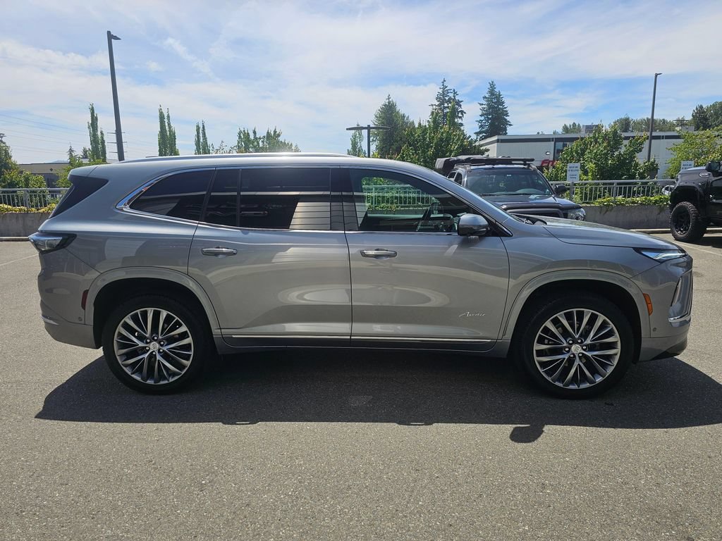 Used 2025 Buick Enclave Avenir w/ Super Cruise Package AWD/4WD image 6