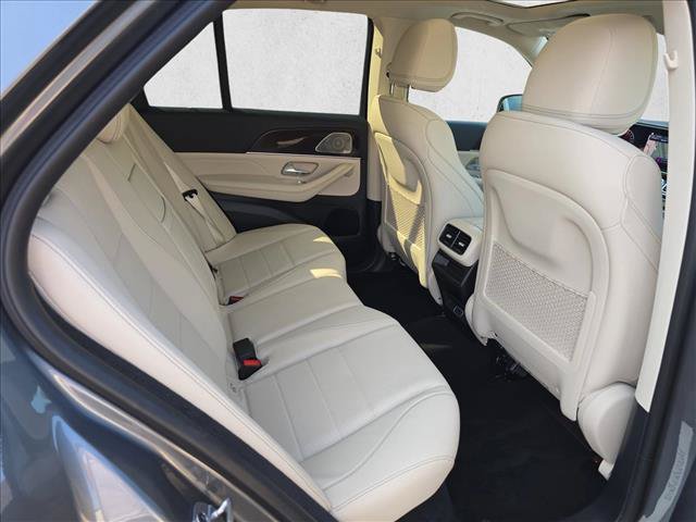 Used 2024 Mercedes-Benz GLE 450e 4MATIC image 11