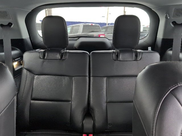 Used 2022 Ford Explorer Limited w/ Equipment Group 301A image 17