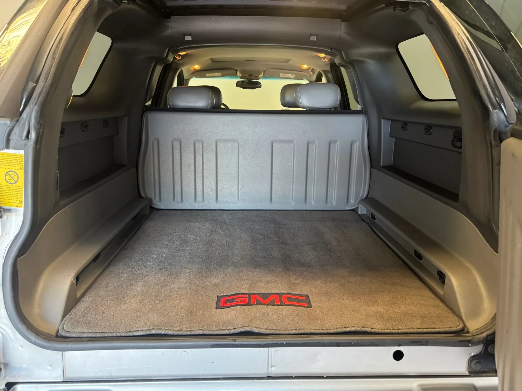 Used 2004 GMC Envoy XUV SLE w/ 1SB Preferred Equipment Group AWD/4WD image 34