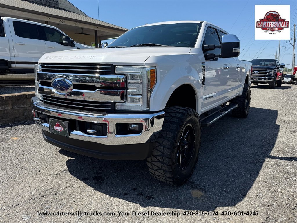 Used 2017 Ford F250 Lariat w/ Lariat Ultimate Package AWD/4WD image 2