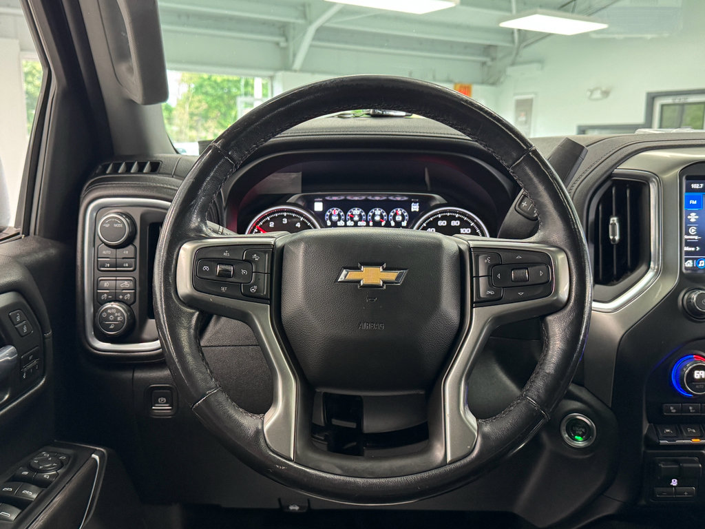 Used 2021 Chevrolet Silverado 1500 LTZ w/ Technology Package AWD/4WD image 20