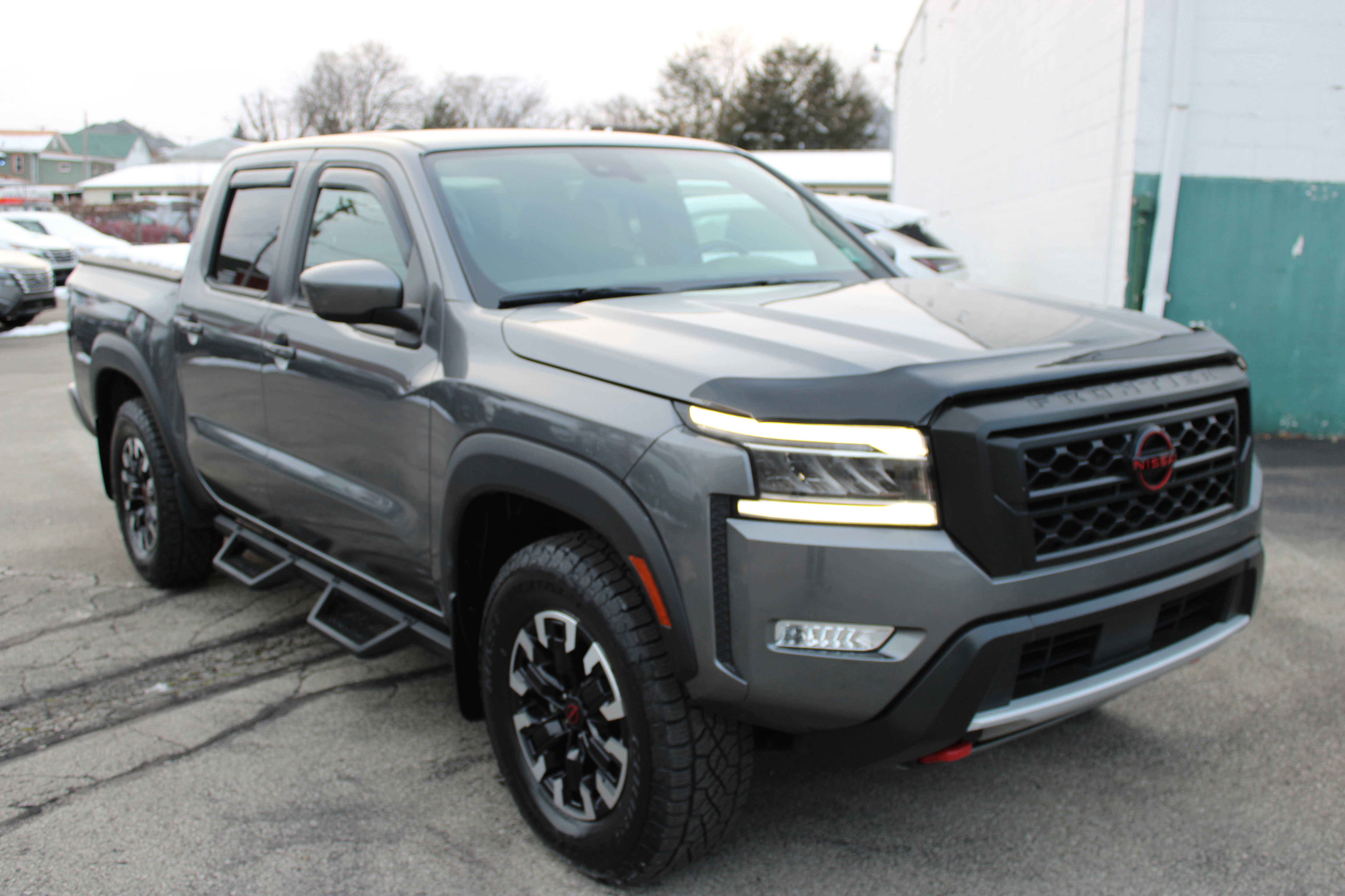 Certified 2024 Nissan Frontier PRO-4X w/ Technology Package image 9