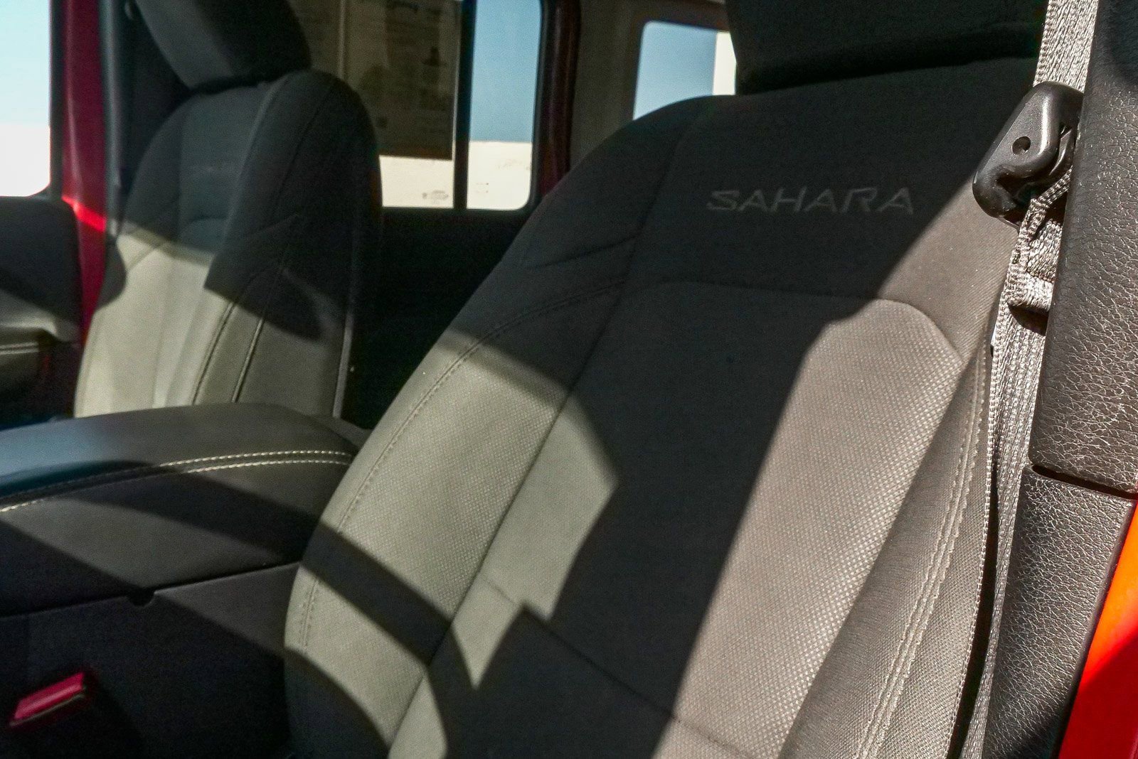 Used 2021 Jeep Wrangler Unlimited Sahara image 21