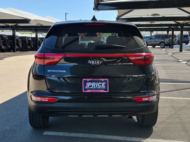 Used 2017 Kia Sportage LX AWD/4WD image 6