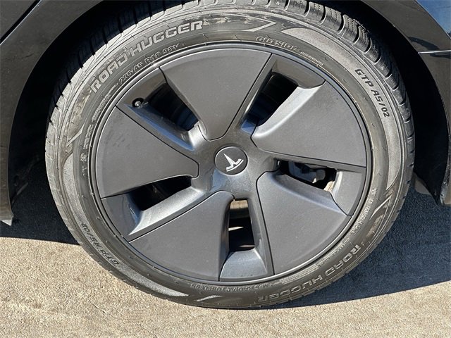 Used 2022 Tesla Model 3 image 8