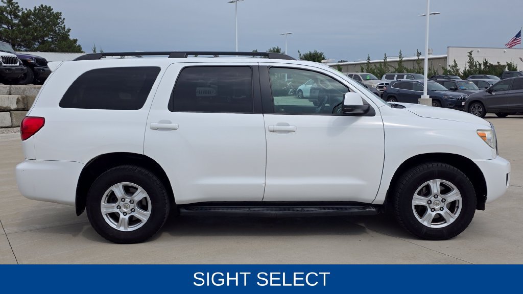 Used 2013 Toyota Sequoia SR5 AWD/4WD image 6