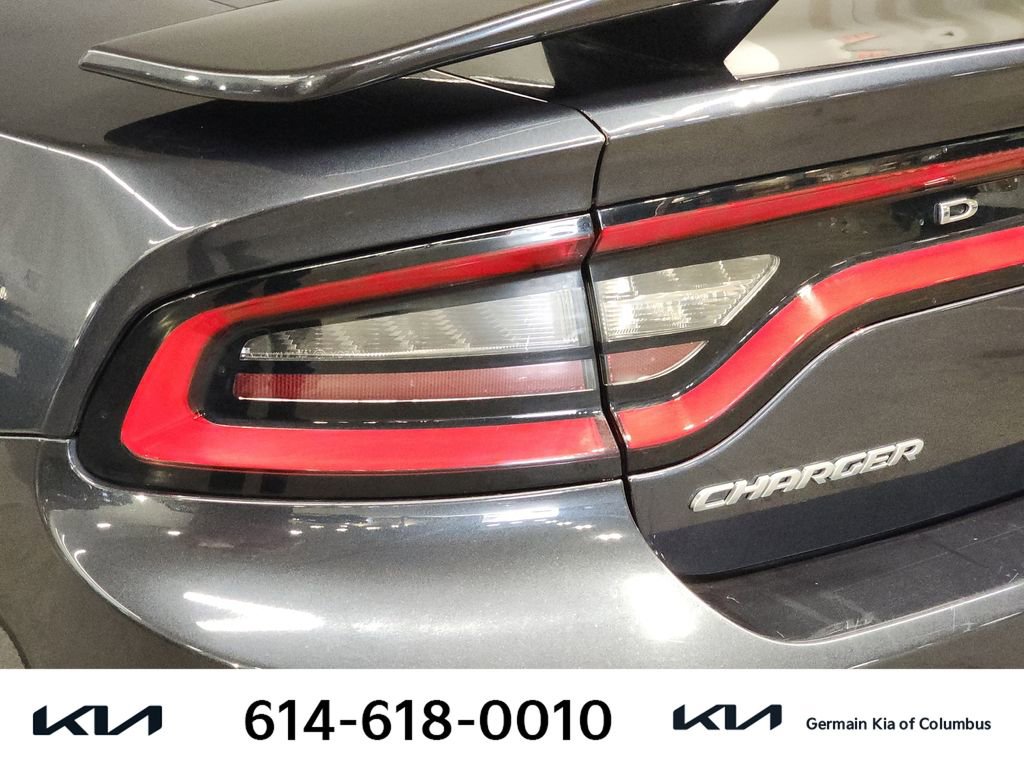 Used 2016 Dodge Charger SE w/ Popular Equipment Group image 15
