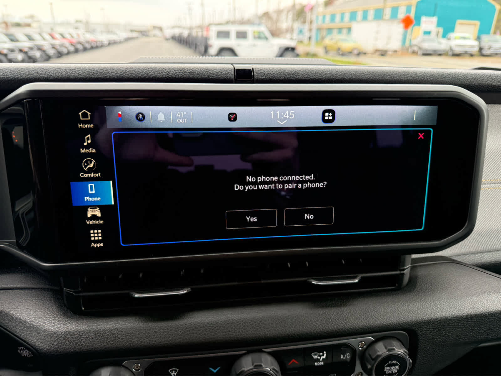 Used 2025 Jeep Wrangler Sport image 22