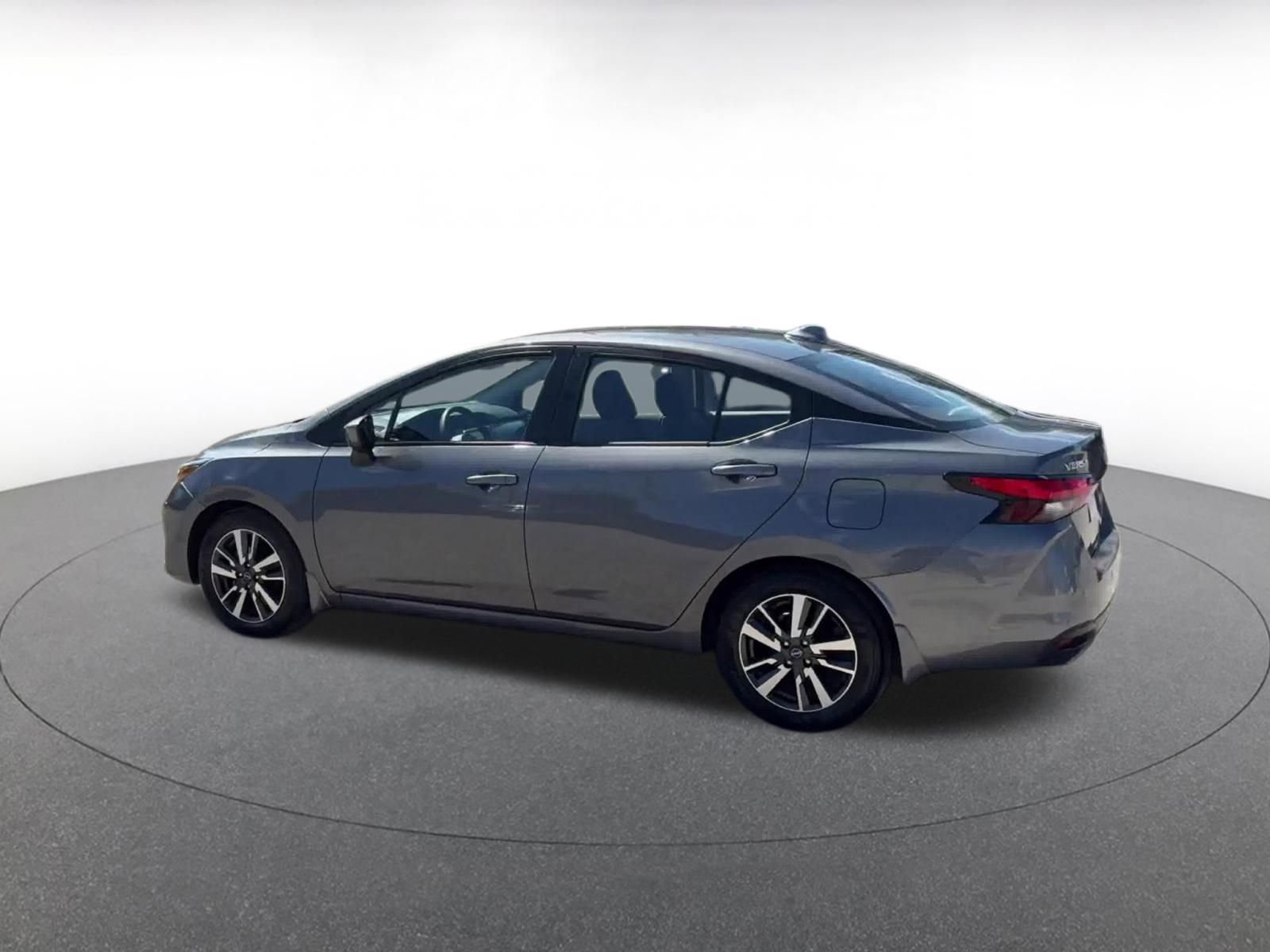 Used 2025 Nissan Versa SV w/ Trunk Package image 10