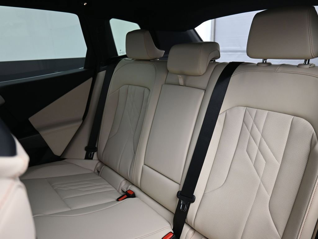 New 2026 BMW X3 xDrive30 w/ Premium Package image 17