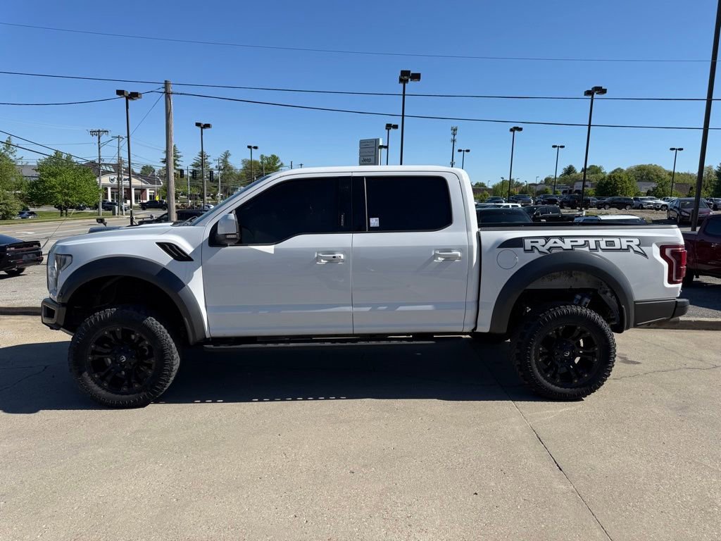 Used 2018 Ford F150 Raptor w/ Equipment Group 802A Luxury AWD/4WD image 10