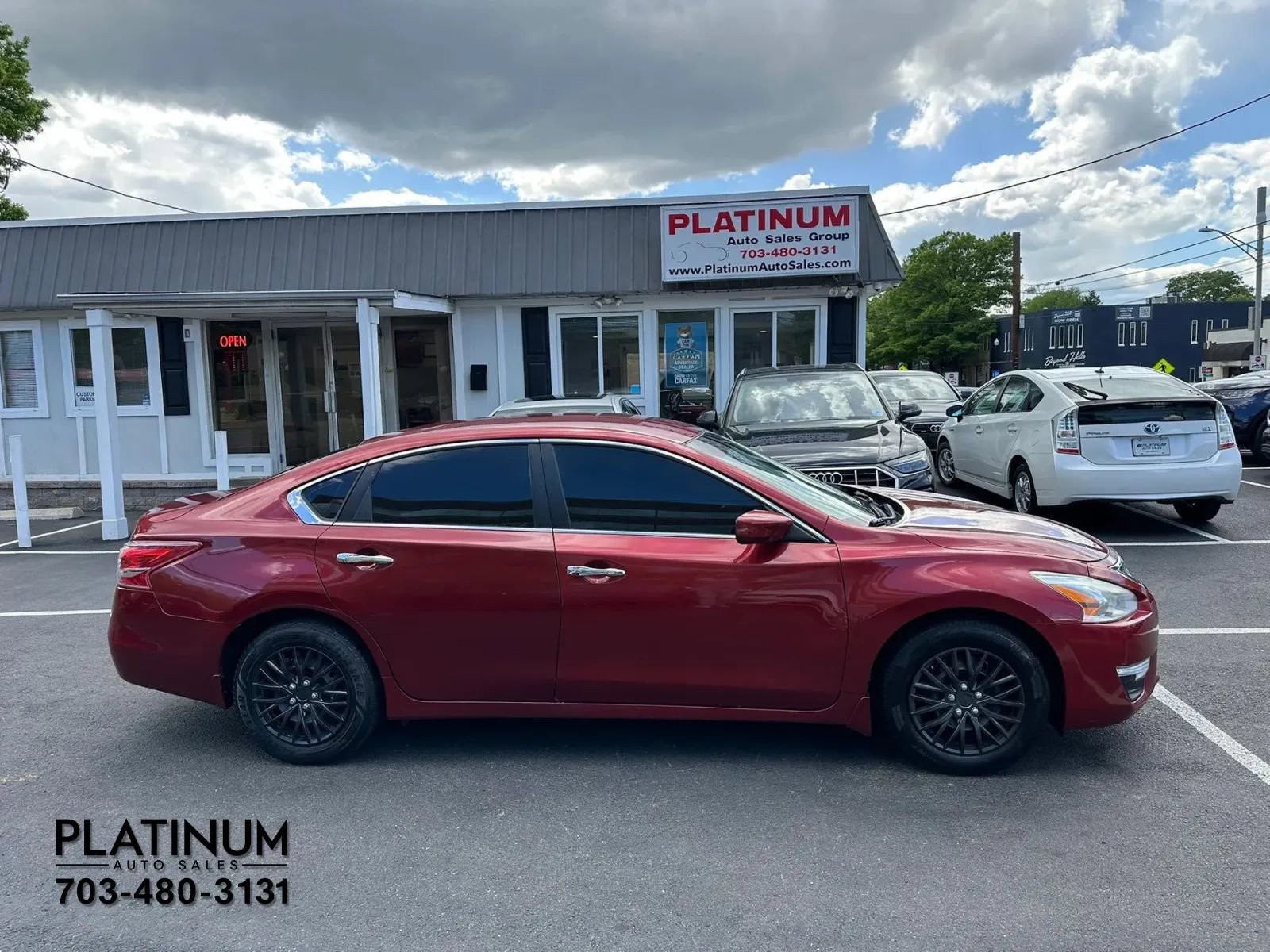 Used 2013 Nissan Altima 2.5 S FWD image 2