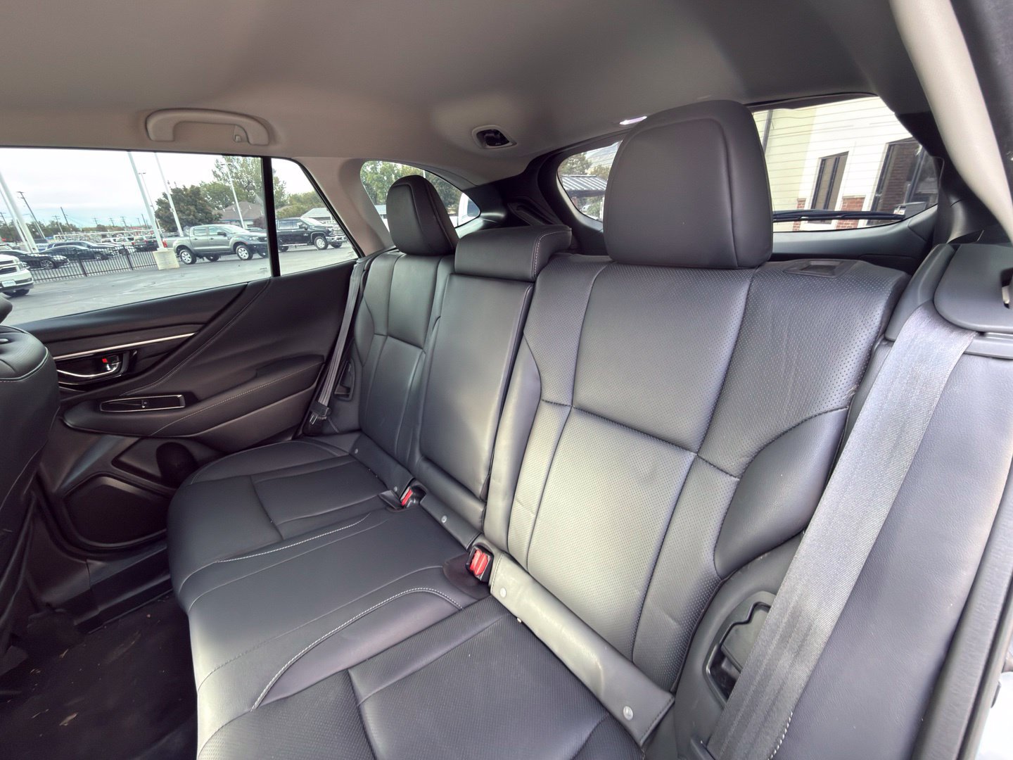 Used 2023 Subaru Outback Touring XT AWD/4WD image 22