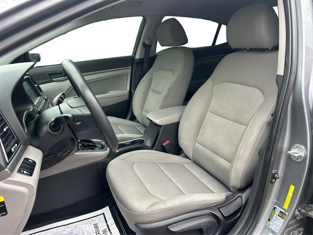 Used 2017 Hyundai Elantra SE FWD image 38