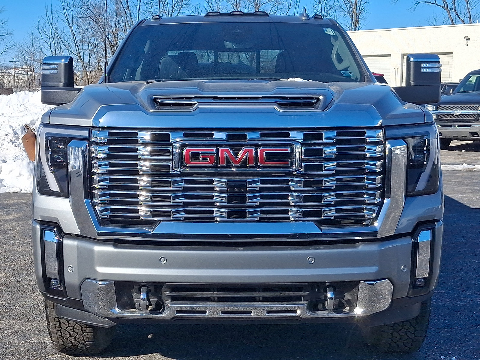 New 2026 GMC Sierra 2500 Denali w/ Denali Reserve Package image 3