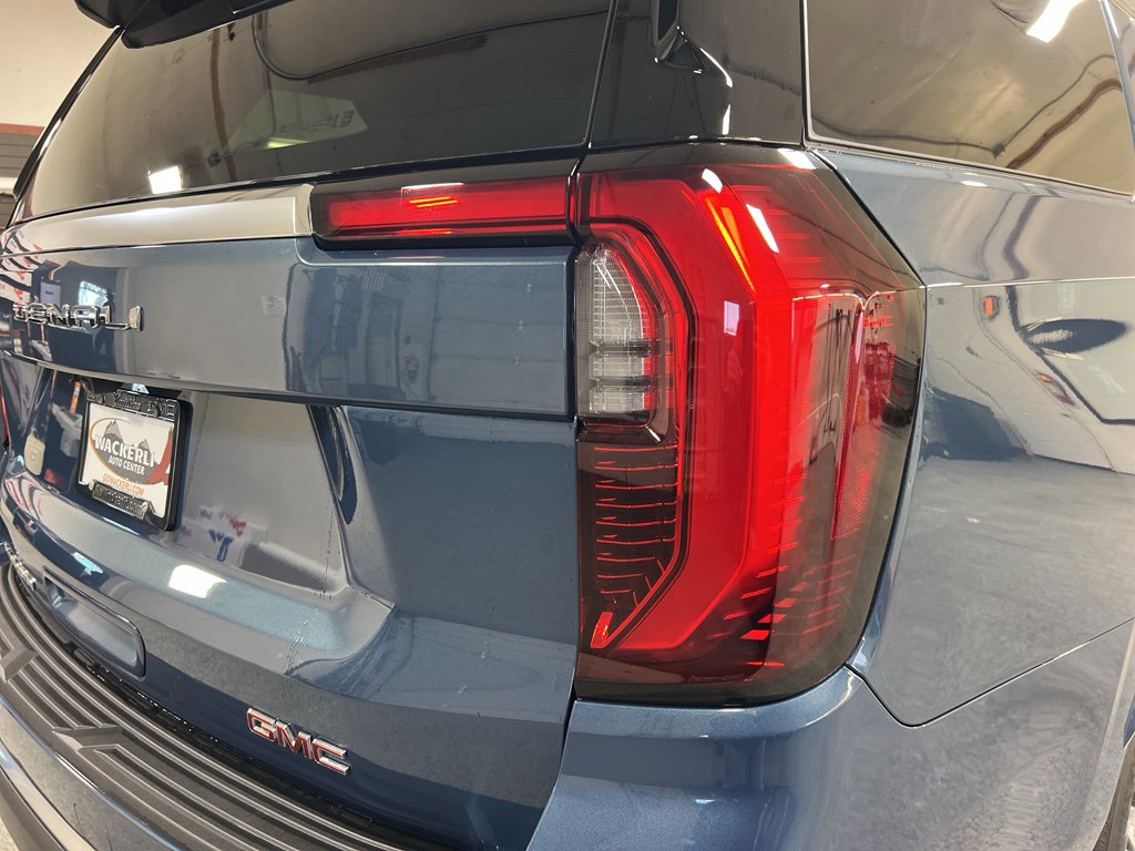 New 2026 GMC Yukon XL Denali w/ Sun & Power Step Package AWD/4WD image 11