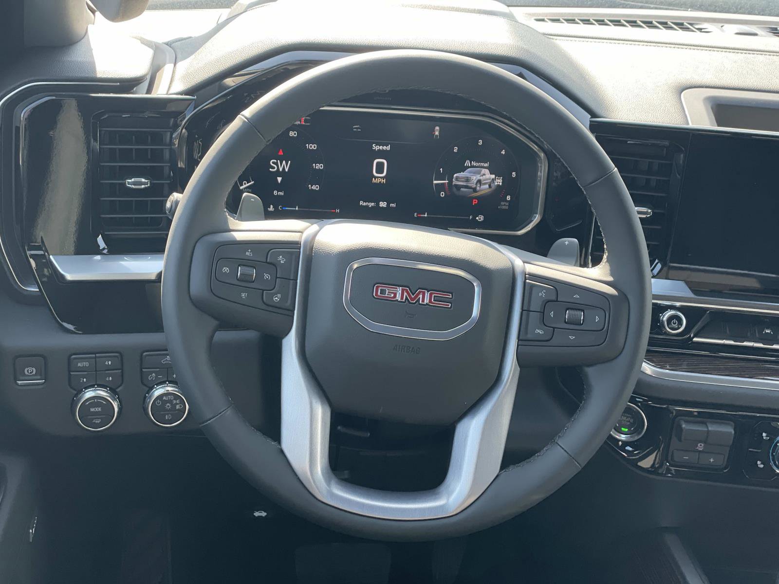 New 2026 GMC Sierra 1500 Elevation image 10