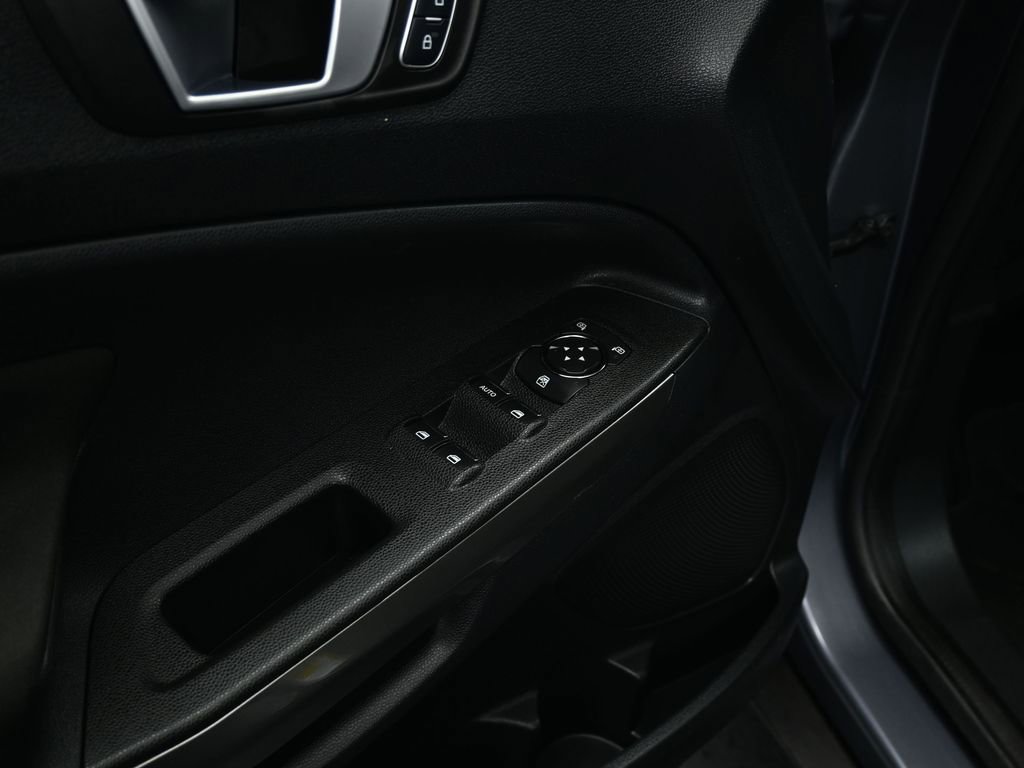 Certified 2018 Ford EcoSport SE w/ SE Convenience Package image 10