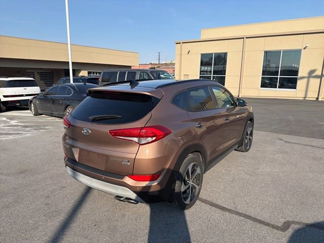 Used 2017 Hyundai Tucson Limited w/ Limited Ultimate Package 03 image 9