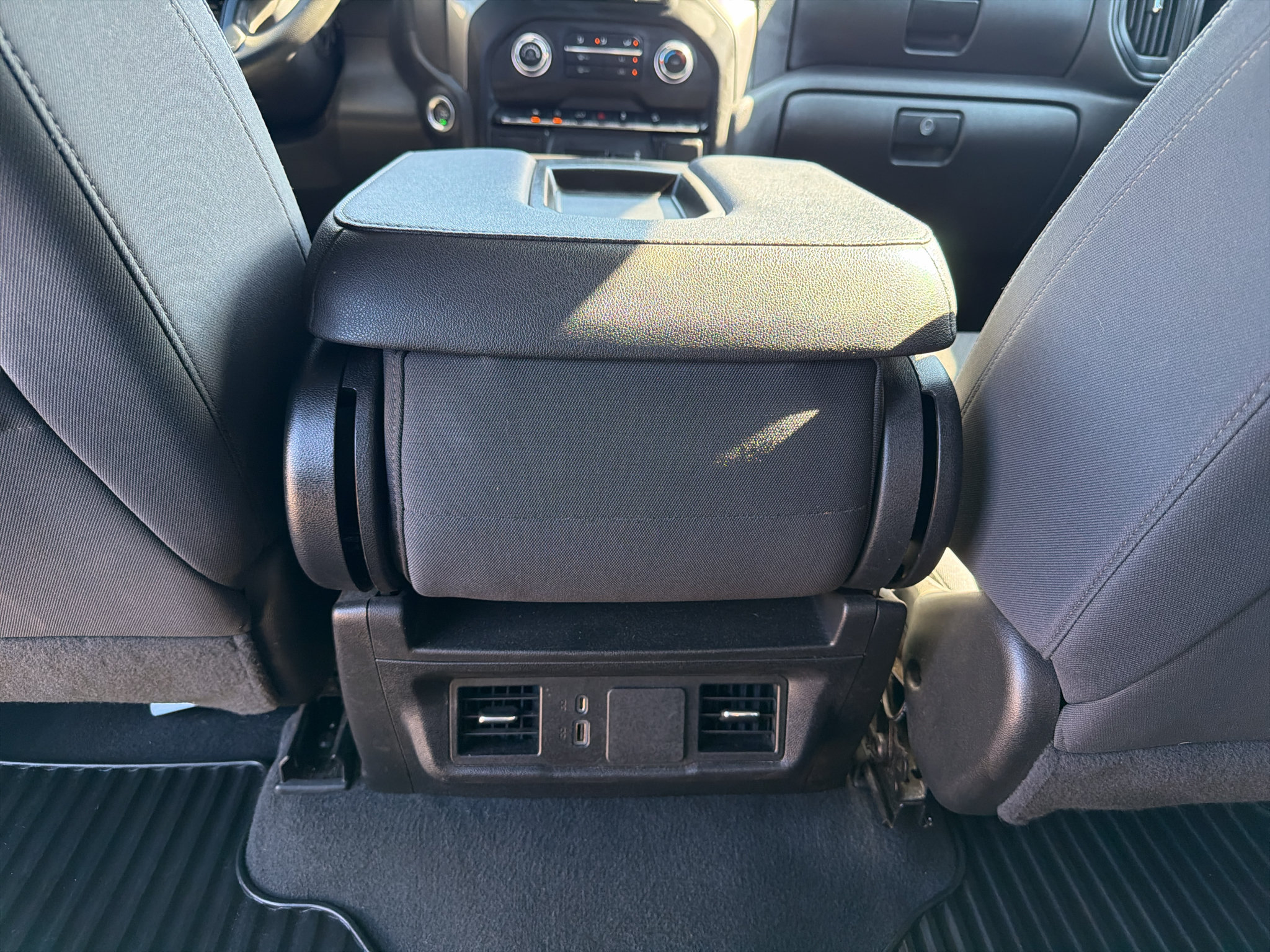 Used 2024 Chevrolet Silverado 1500 Custom Trail Boss w/ LPO, Dark Essentials Package AWD/4WD image 15