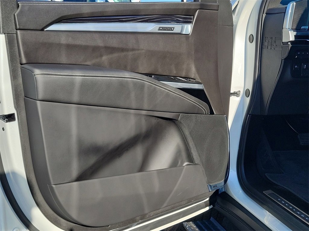 Used 2025 Cadillac Escalade Sport image 22