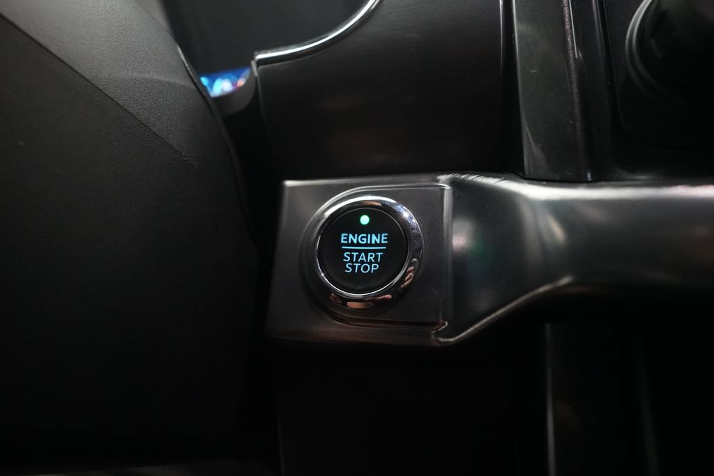 Used 2023 Ford F150 Lariat w/ Equipment Group 502A High AWD/4WD image 30