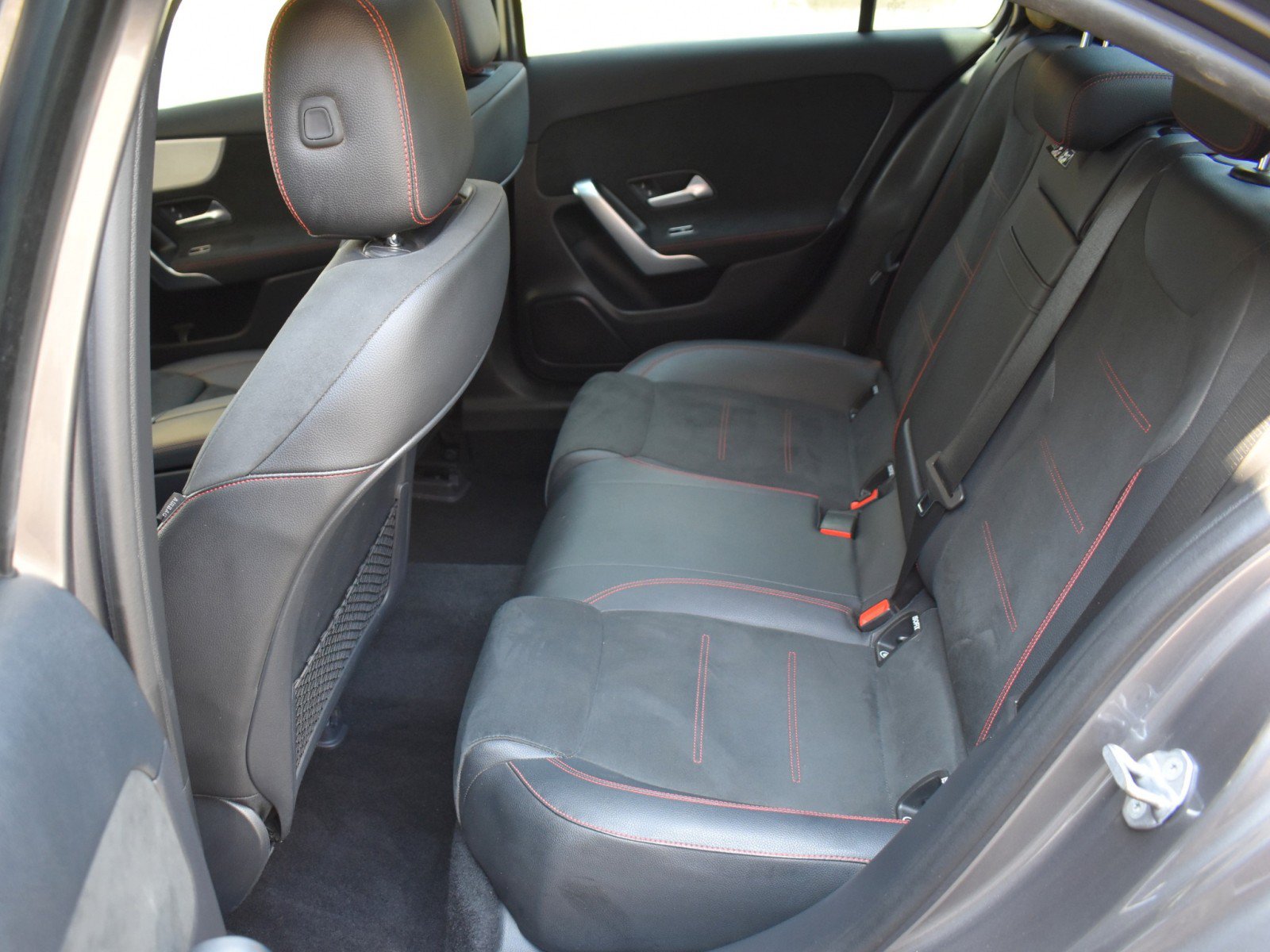 Used 2021 Mercedes-Benz A 35 AMG 4MATIC image 36