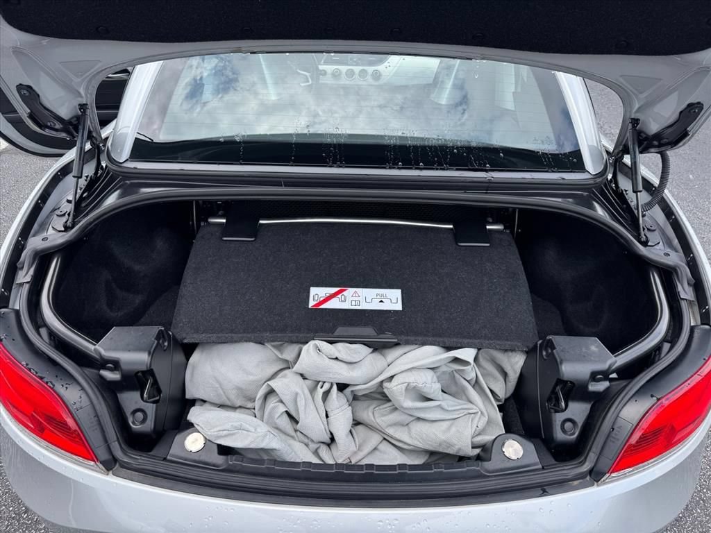 Used 2015 BMW Z4 sDrive28i RWD image 11