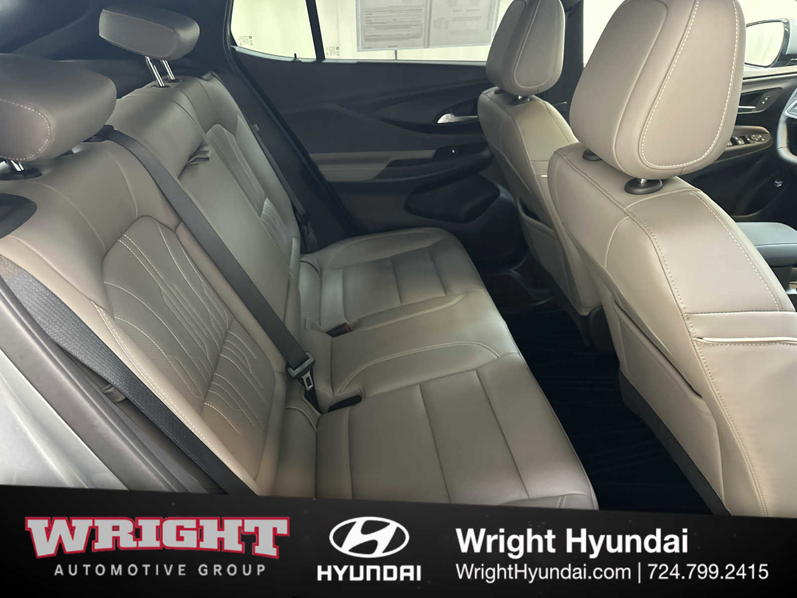 Used 2024 Buick Envista Avenir image 16