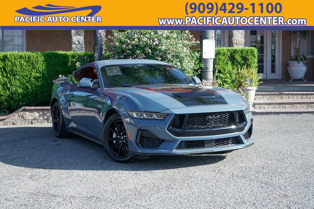 Used 2024 Ford Mustang GT Premium RWD image 1